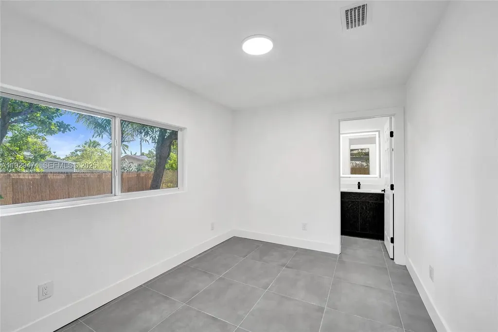 680 SW 29th Terrace Fort Lauderdale FL 33312