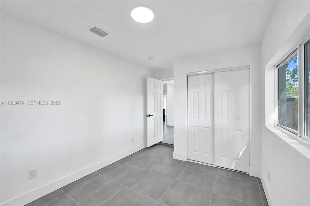 680 SW 29th Terrace Fort Lauderdale FL 33312