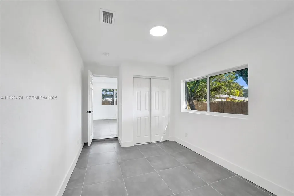 680 SW 29th Terrace Fort Lauderdale FL 33312