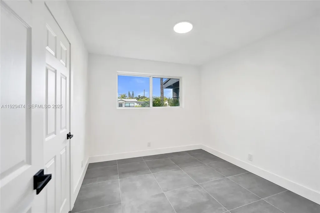 680 SW 29th Terrace Fort Lauderdale FL 33312