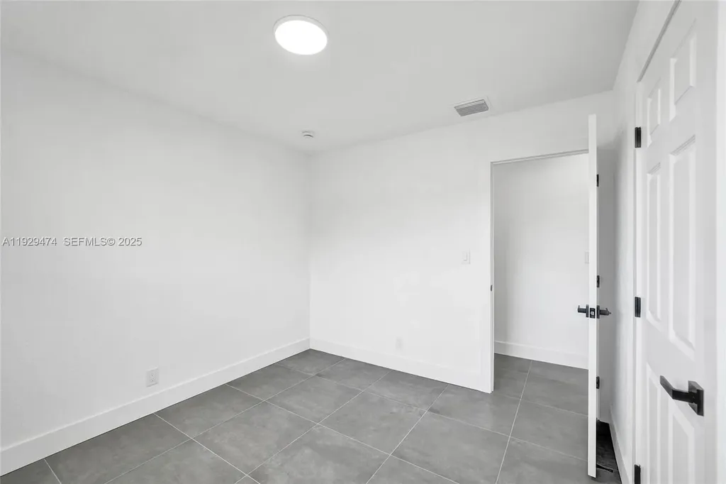 680 SW 29th Terrace Fort Lauderdale FL 33312