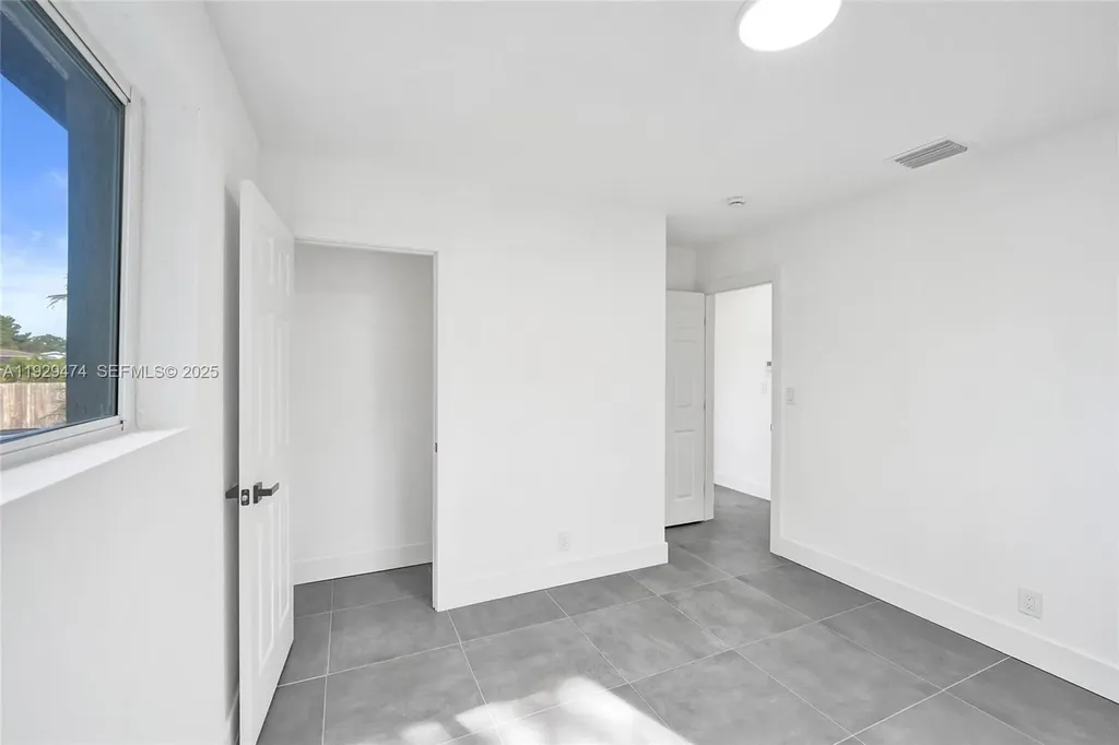 680 SW 29th Terrace Fort Lauderdale FL 33312