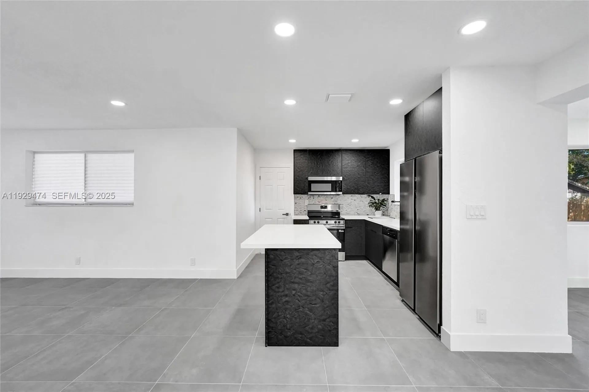 680 SW 29th Terrace Fort Lauderdale FL 33312