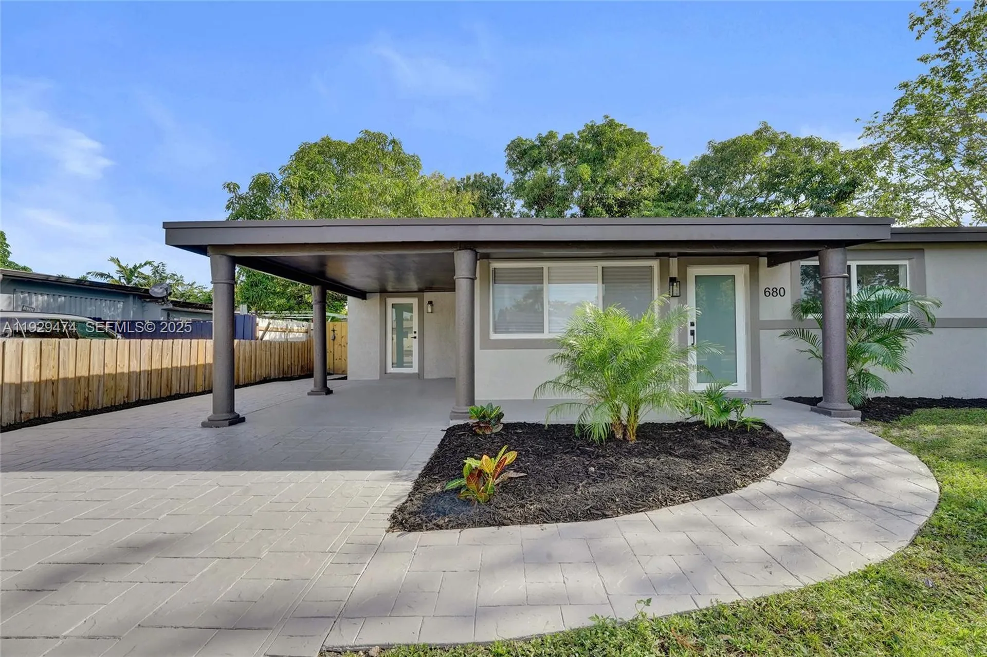 680 SW 29th Terrace Fort Lauderdale FL 33312