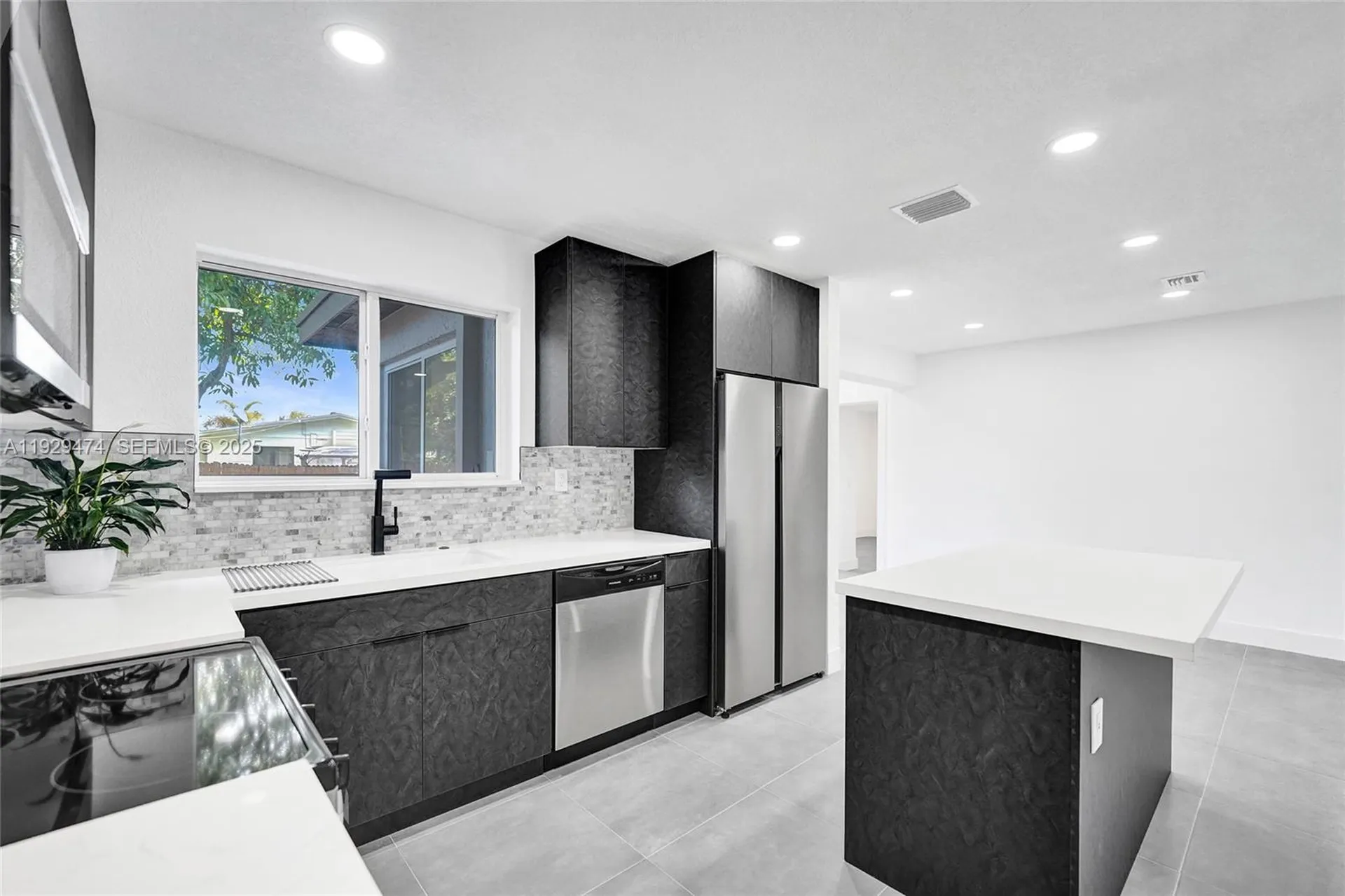 680 SW 29th Terrace Fort Lauderdale FL 33312