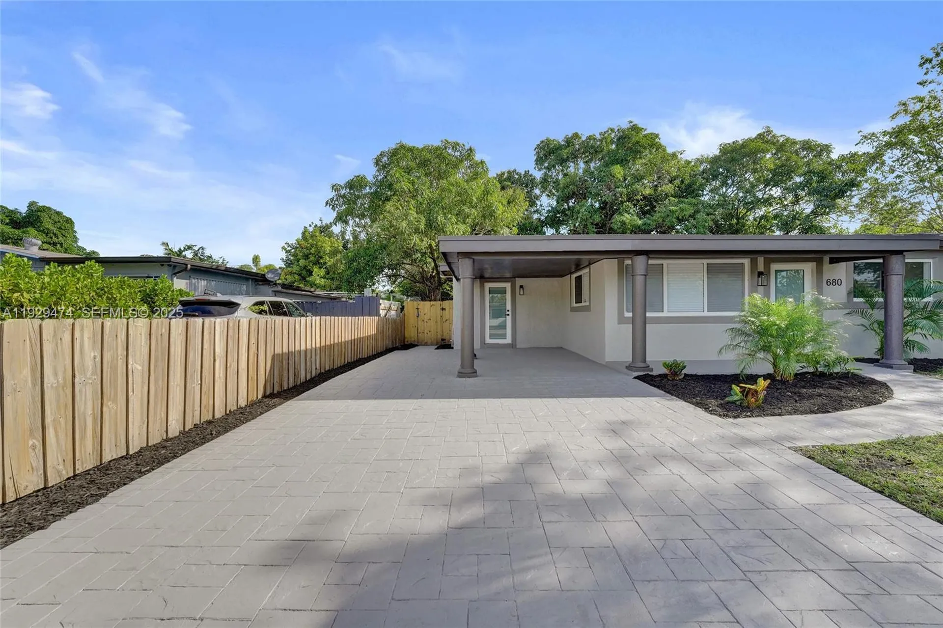 680 SW 29th Terrace Fort Lauderdale FL 33312