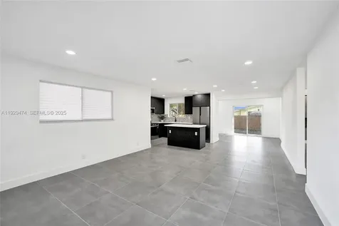 680 SW 29th Terrace Fort Lauderdale FL 33312