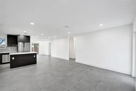 680 SW 29th Terrace Fort Lauderdale FL 33312
