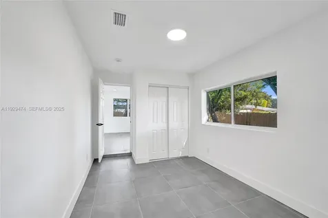 680 SW 29th Terrace Fort Lauderdale FL 33312
