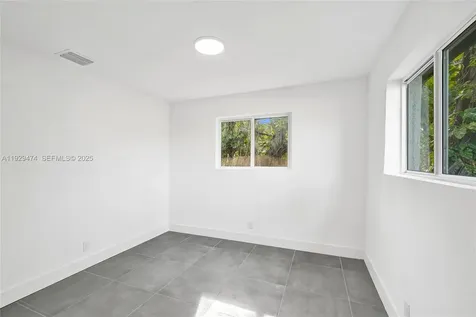 680 SW 29th Terrace Fort Lauderdale FL 33312