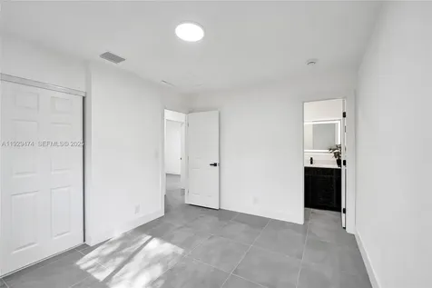 680 SW 29th Terrace Fort Lauderdale FL 33312