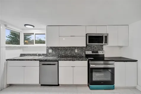 5100 NE 17th Terrace Fort Lauderdale FL 33334
