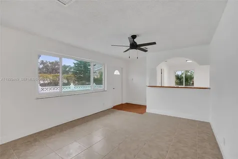 5100 NE 17th Terrace Fort Lauderdale FL 33334