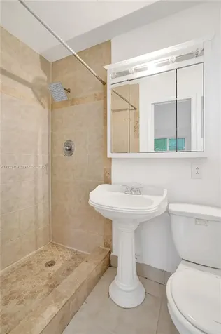 5100 NE 17th Terrace Fort Lauderdale FL 33334