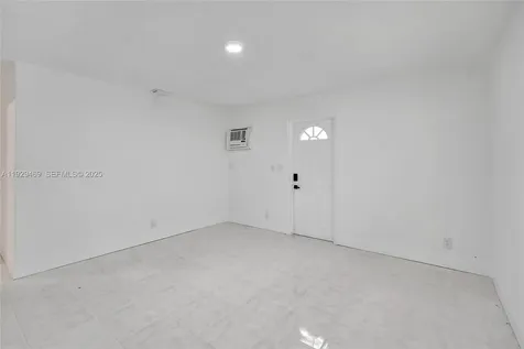 5100 NE 17th Terrace Fort Lauderdale FL 33334