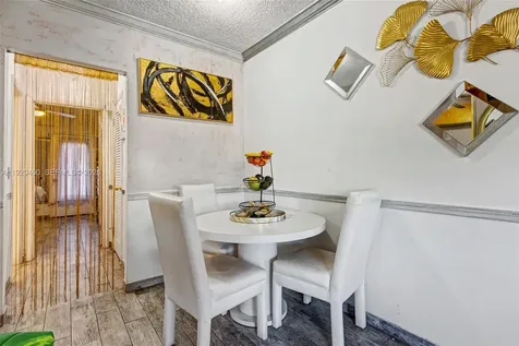 815 SW 10th Terrace Hallandale Beach FL 33009