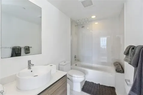 121 NE 34th Street Miami FL 33137