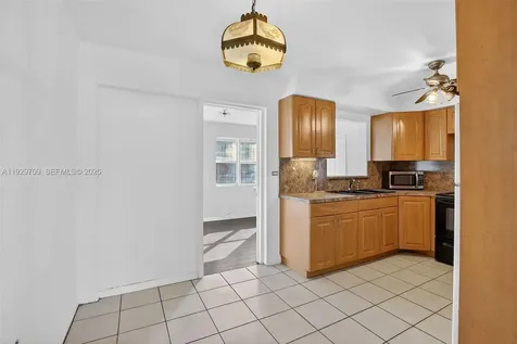 6560 Sherman Street Hollywood FL 33024