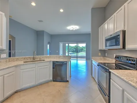 10907 Australian Pine Drive Riverview FL 33579