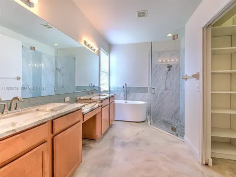 10907 Australian Pine Drive Riverview FL 33579