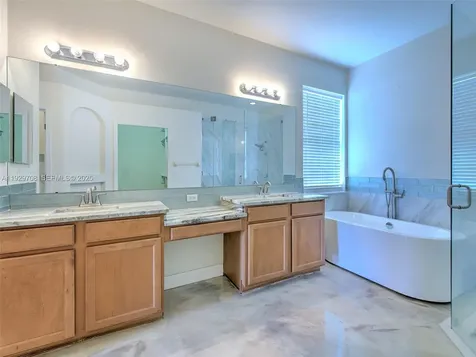 10907 Australian Pine Drive Riverview FL 33579