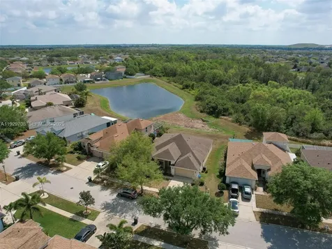 10907 Australian Pine Drive Riverview FL 33579