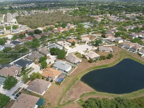 10907 Australian Pine Drive Riverview FL 33579