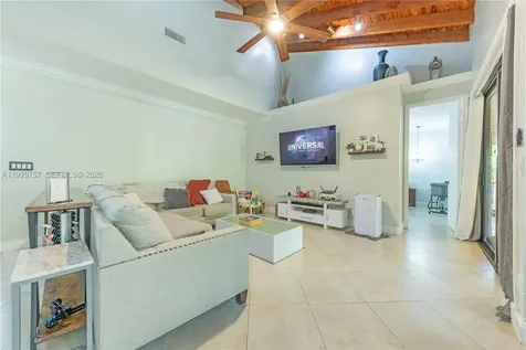 8097 Royal Palm Circle Tamarac FL 33321