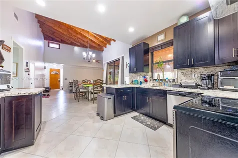 8097 Royal Palm Circle Tamarac FL 33321