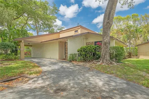 8097 Royal Palm Circle Tamarac FL 33321