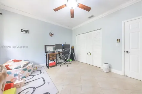 8097 Royal Palm Circle Tamarac FL 33321