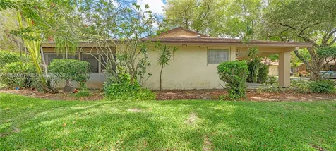 8097 Royal Palm Circle Tamarac FL 33321