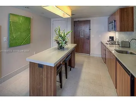 6801 Collins Avenue Miami Beach FL 33141