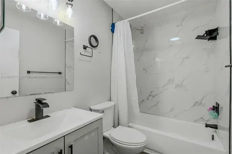 9208 N Connechusett Road Tampa FL 33617