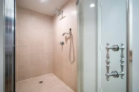 400 Alton Road Miami Beach FL 33139