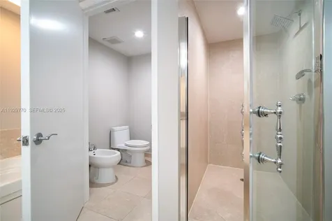 400 Alton Road Miami Beach FL 33139