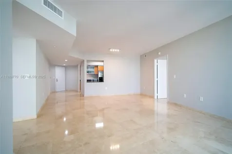 400 Alton Road Miami Beach FL 33139