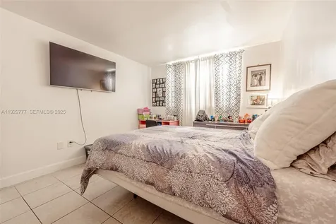 8006 SW 149th Avenue Miami FL 33193