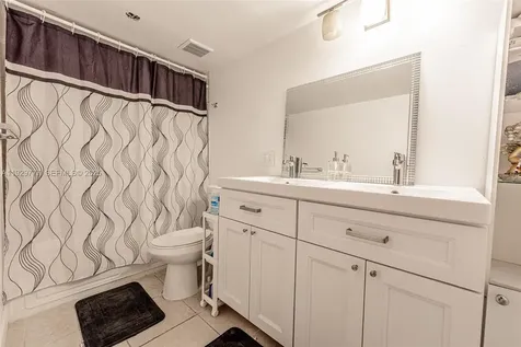 8006 SW 149th Avenue Miami FL 33193