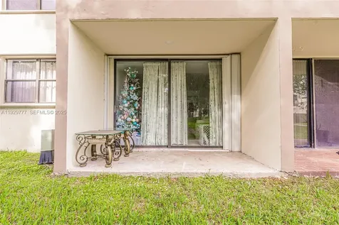8006 SW 149th Avenue Miami FL 33193