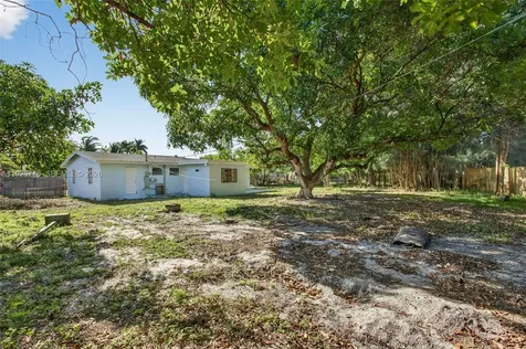 1249 NW 18th Street Fort Lauderdale FL 33311