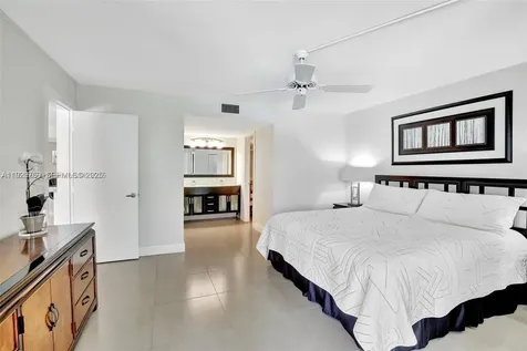 3930 Inverrary Boulevard Lauderhill FL 33319