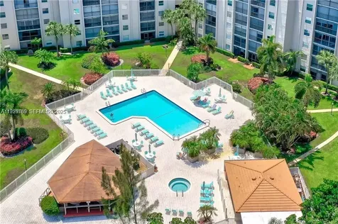 3930 Inverrary Boulevard Lauderhill FL 33319