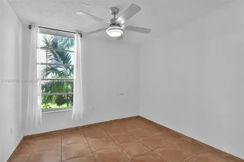 9682 Fontainebleau Boulevard Miami FL 33172