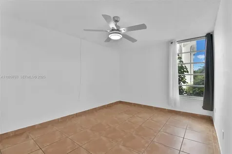 9682 Fontainebleau Boulevard Miami FL 33172