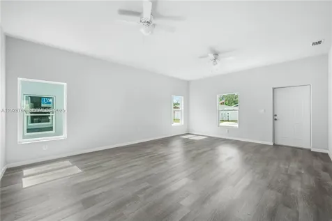 1430 Las Villas Boulevard Sebring FL 33870