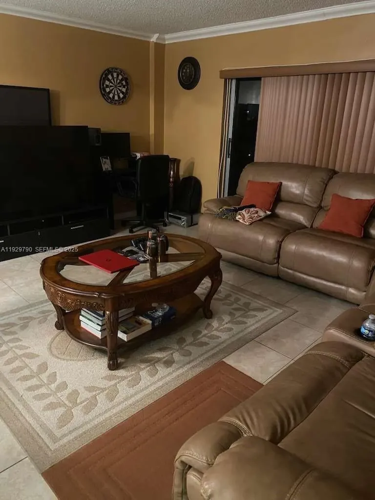 4174 Inverrary Drive Lauderhill FL 33319