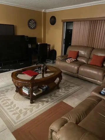 4174 Inverrary Drive Lauderhill FL 33319