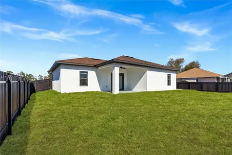 30353 Beech Road Punta Gorda FL 33982