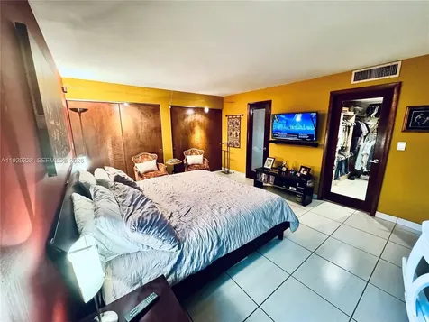3007 NE 183rd Lane Aventura FL 33160